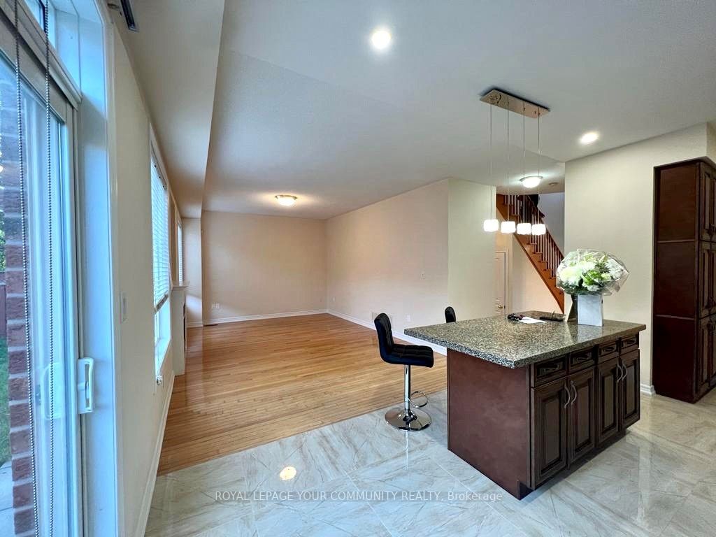 17 Waldron Cres Property Photo 6