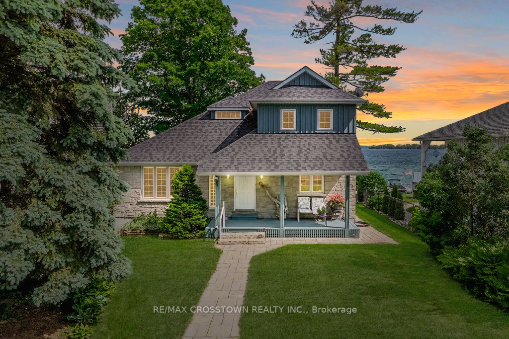 Picture of 665 Lakelands Ave