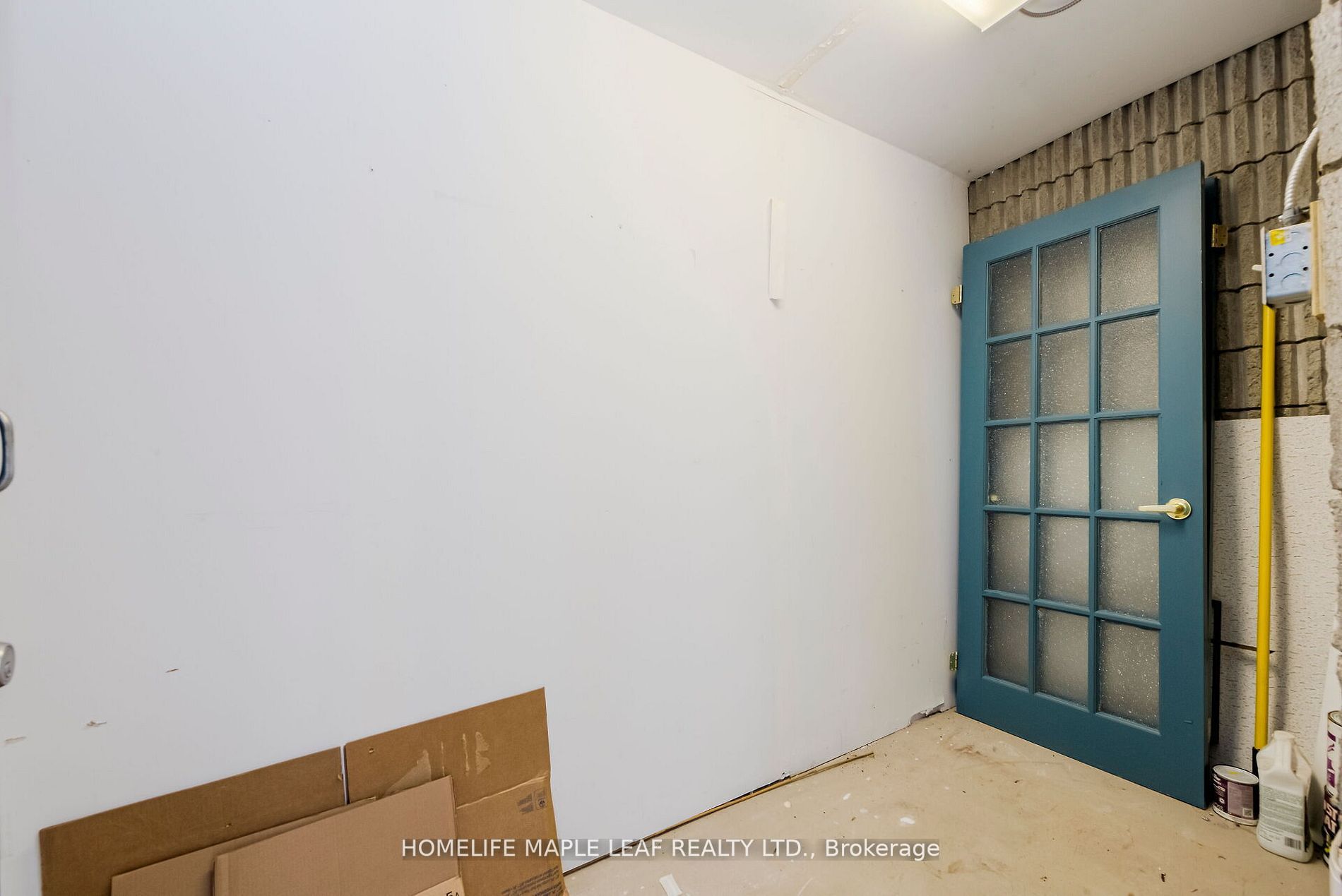 380 Mill St Property Photo 21