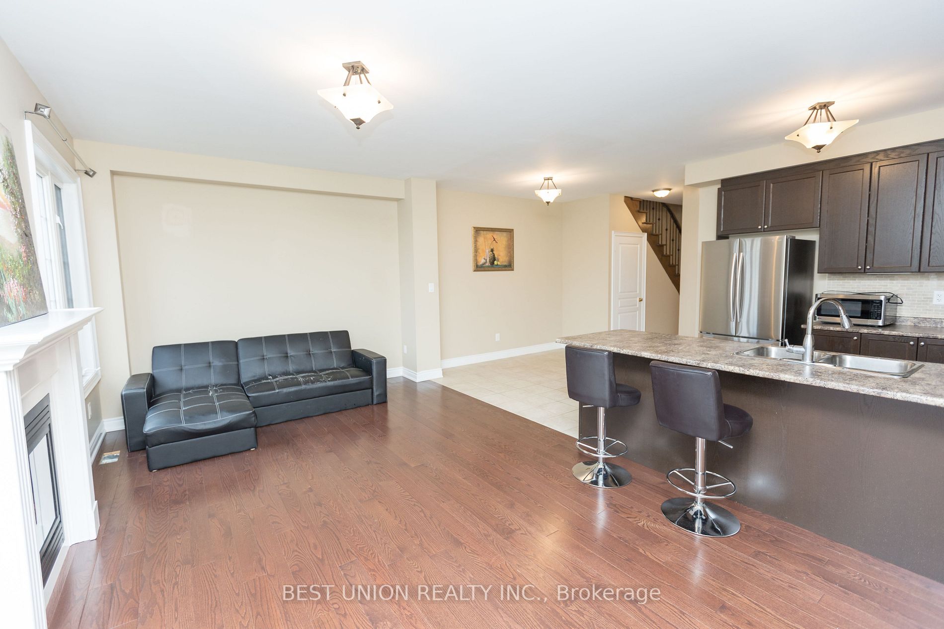 31 Bernbridge Rd Property Photo 3