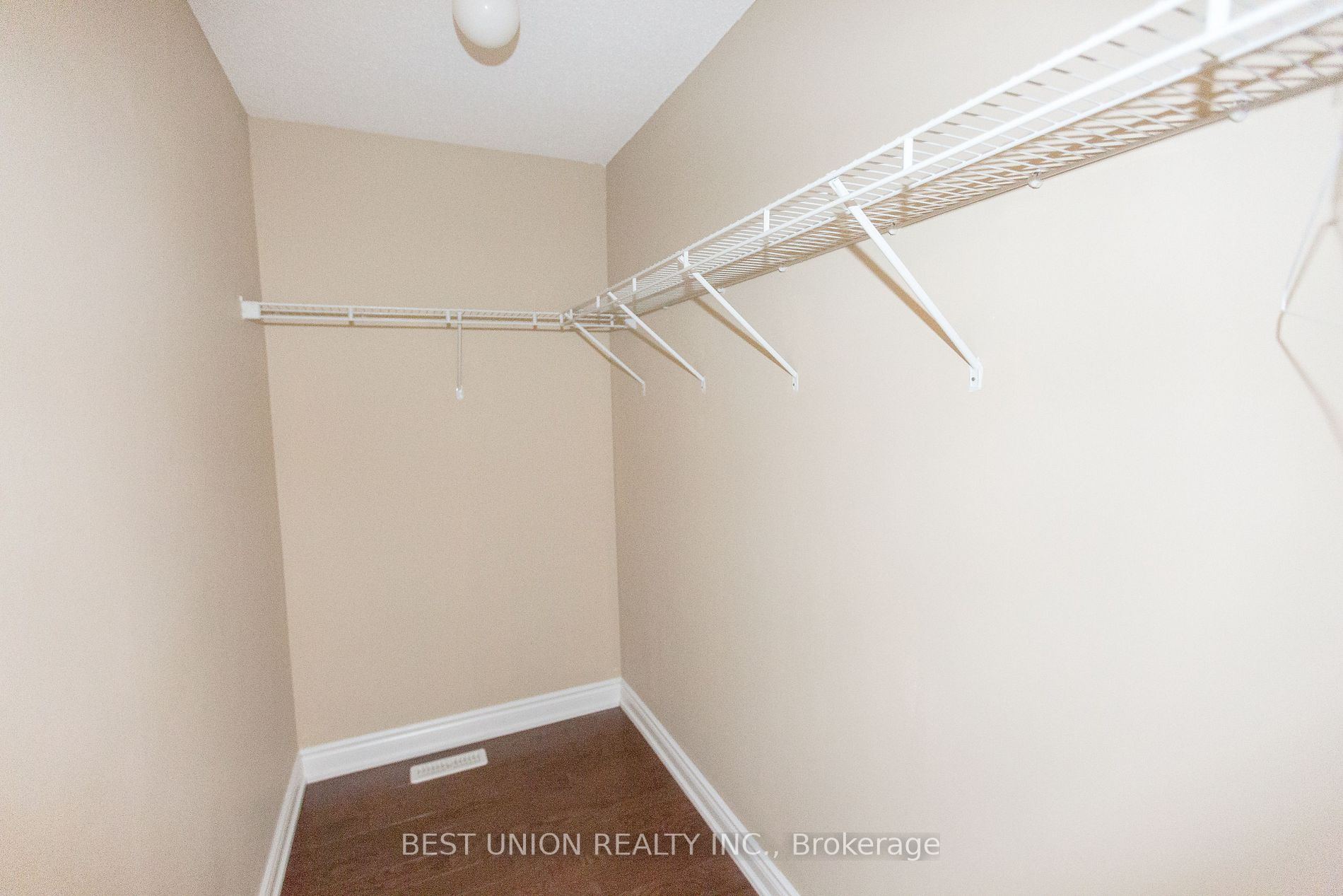 31 Bernbridge Rd Property Photo 10