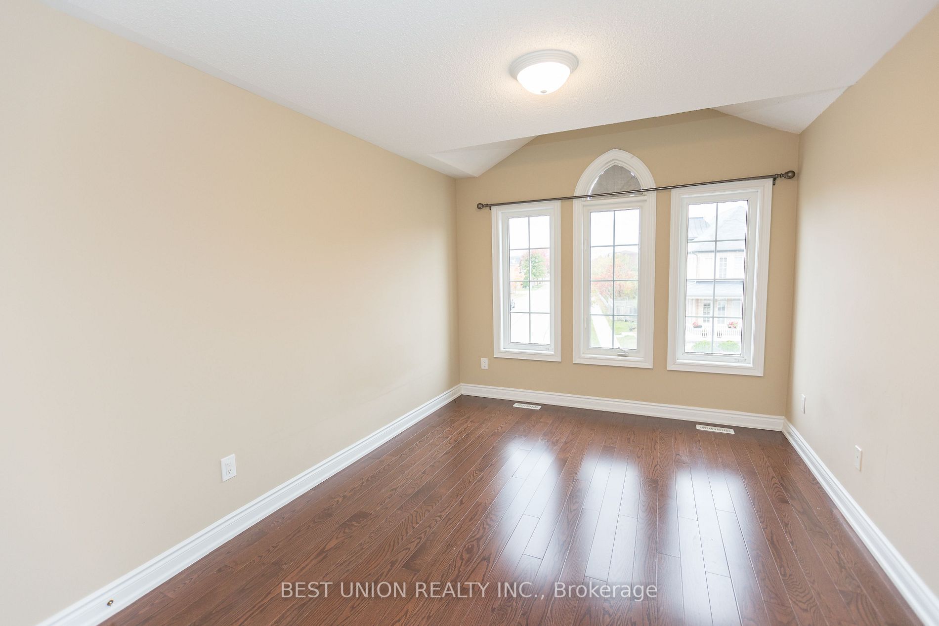 31 Bernbridge Rd Property Photo 12