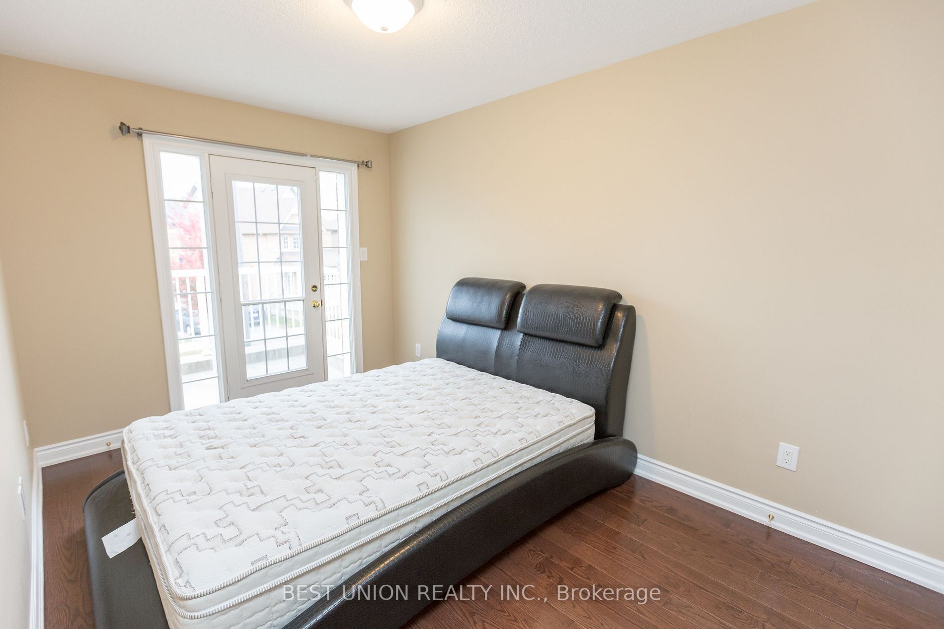 31 Bernbridge Rd Property Photo 13