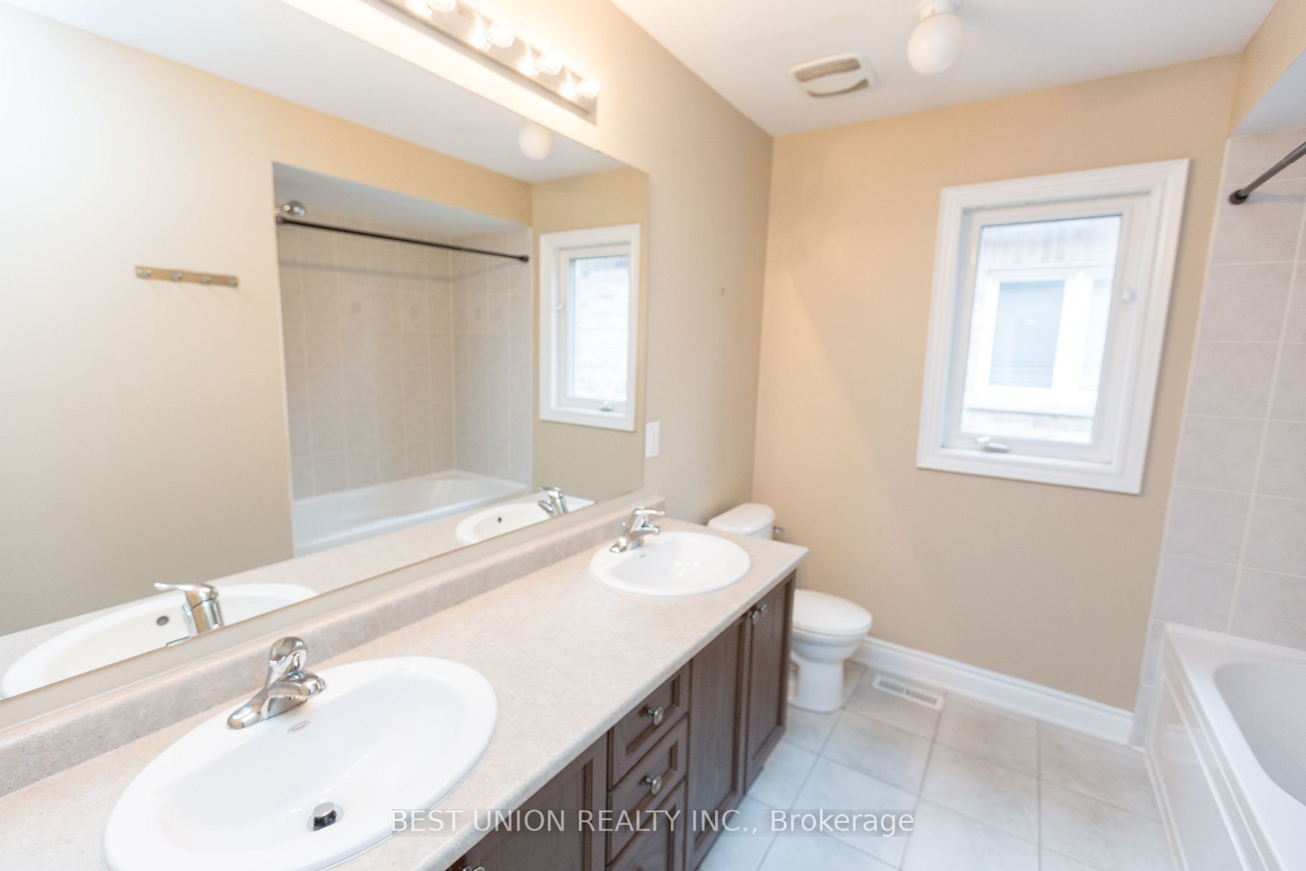 31 Bernbridge Rd Property Photo 14