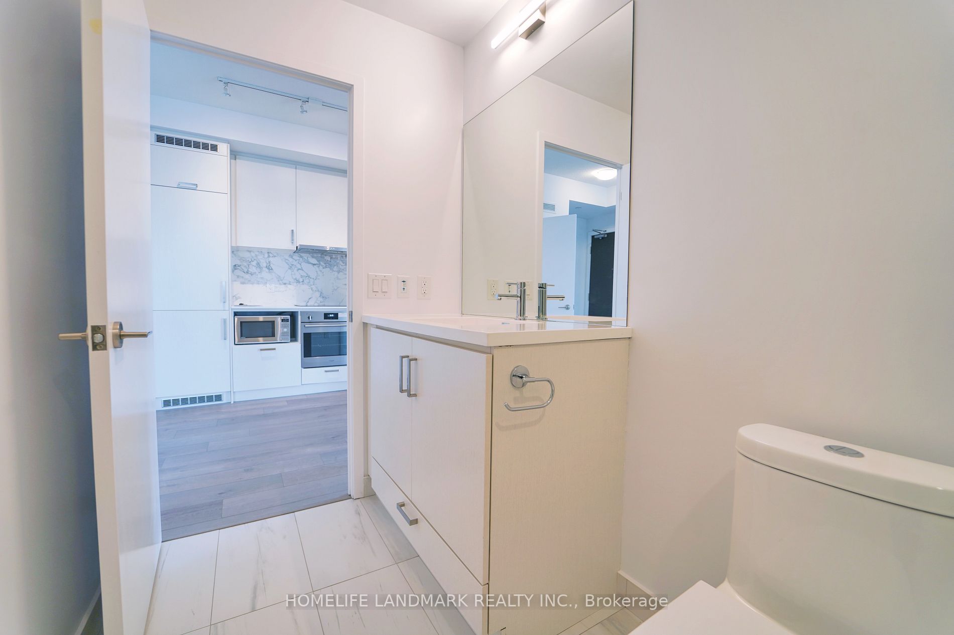 60 Honeycrisp Cres 19 Property Photo 11