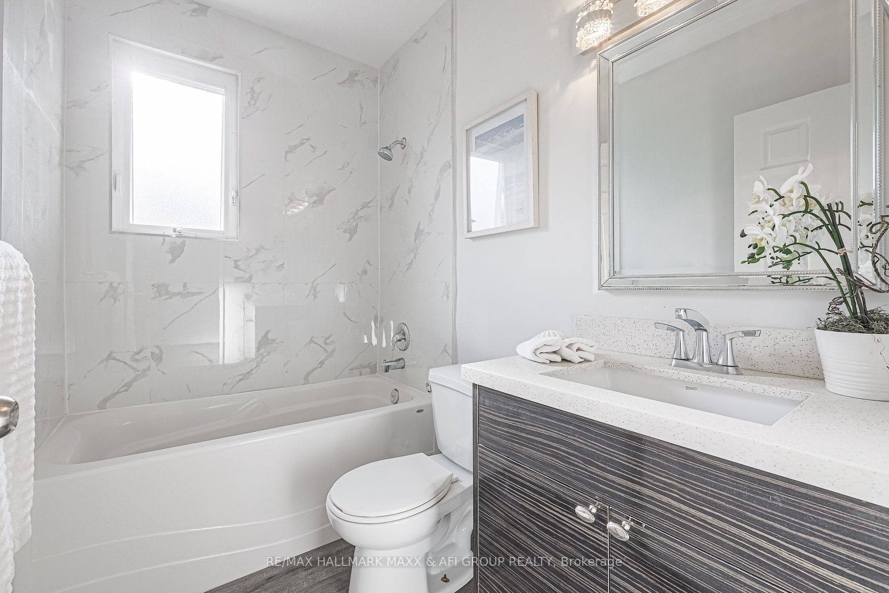 319 Taylor Mills Dr N Property Photo 17