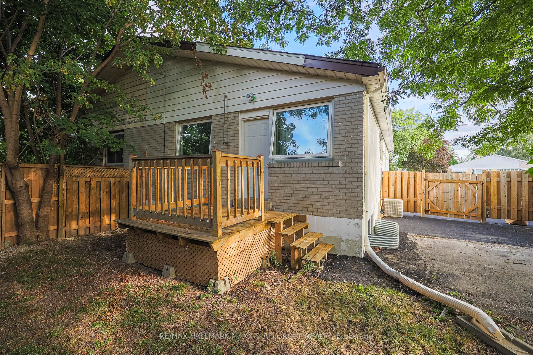 319 Taylor Mills Dr N Property Photo 23