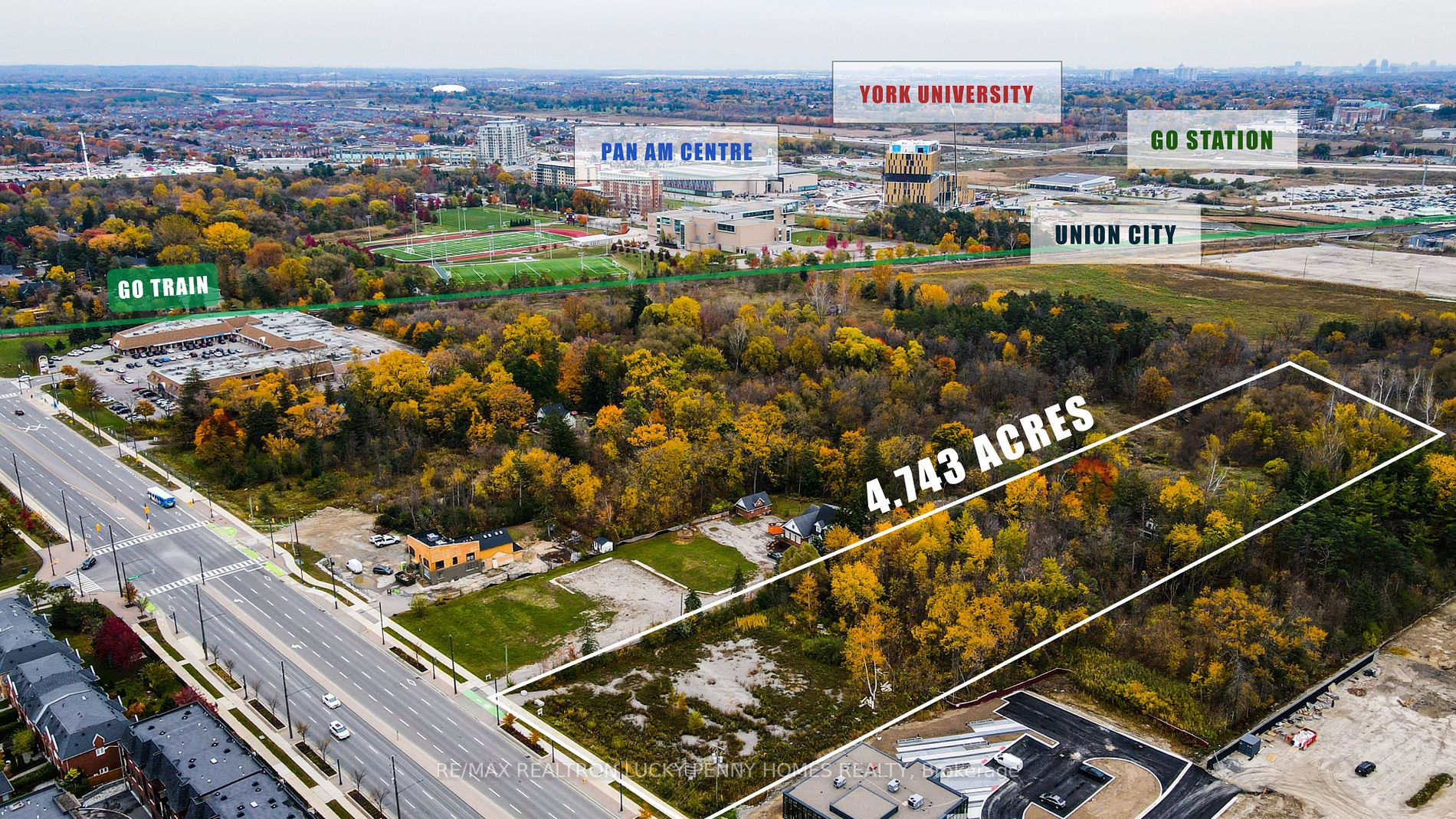 4137 Highway 7 Property Photo 2
