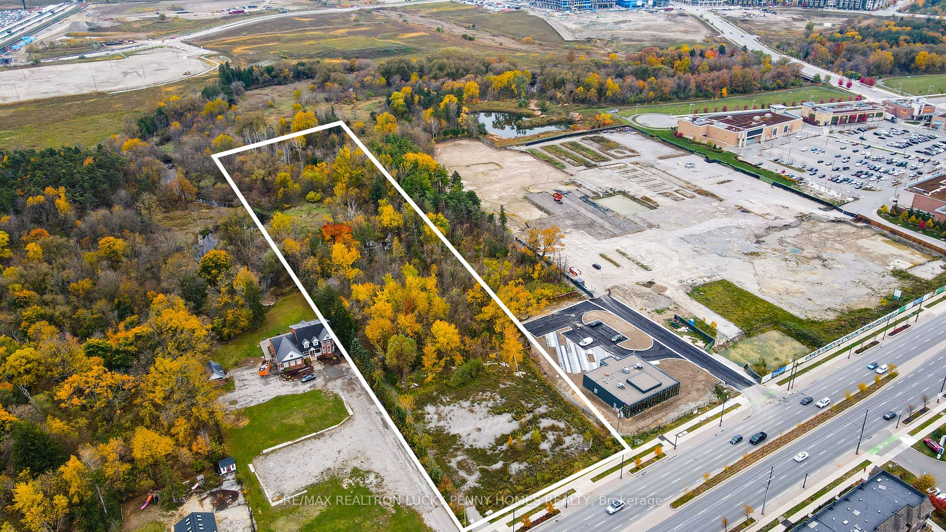4137 Highway 7 Property Photo 4