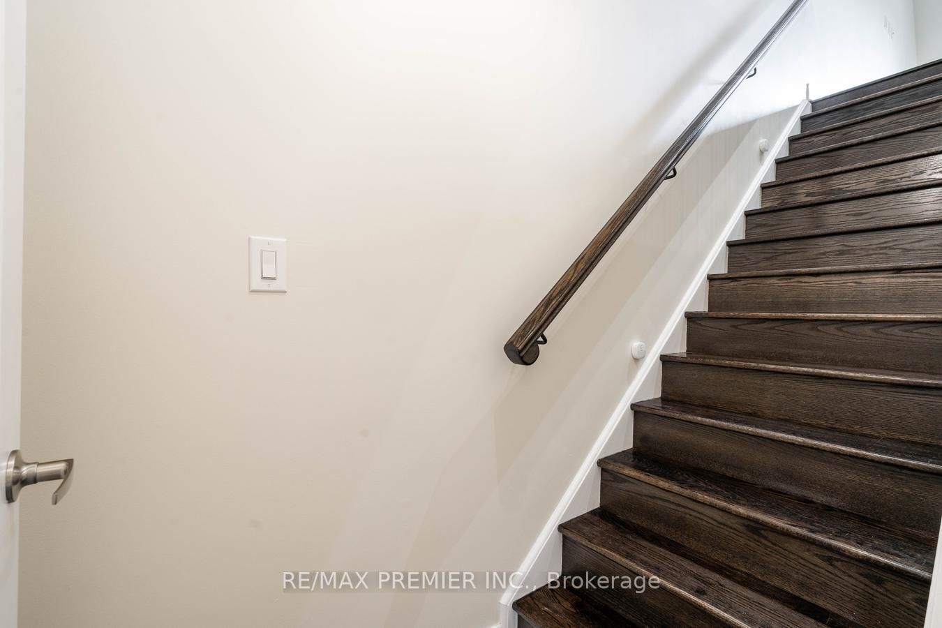 8315 Kipling Ave Property Photo 20