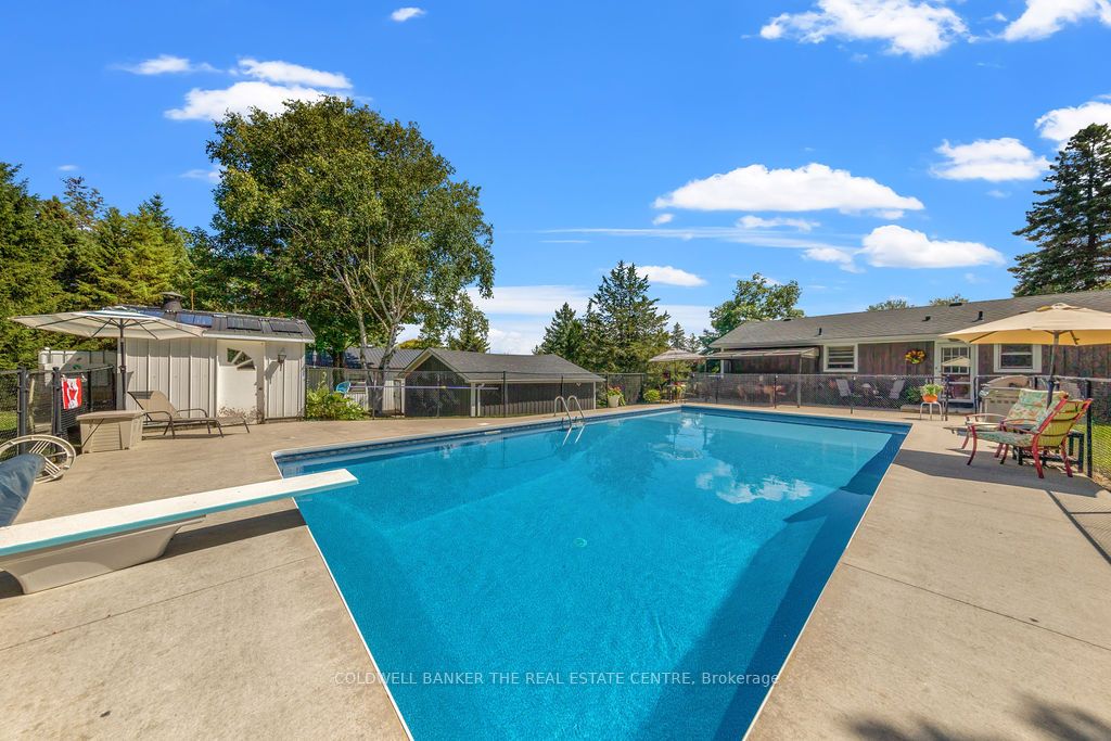 1834 Thirteenth Line Property Photo 21