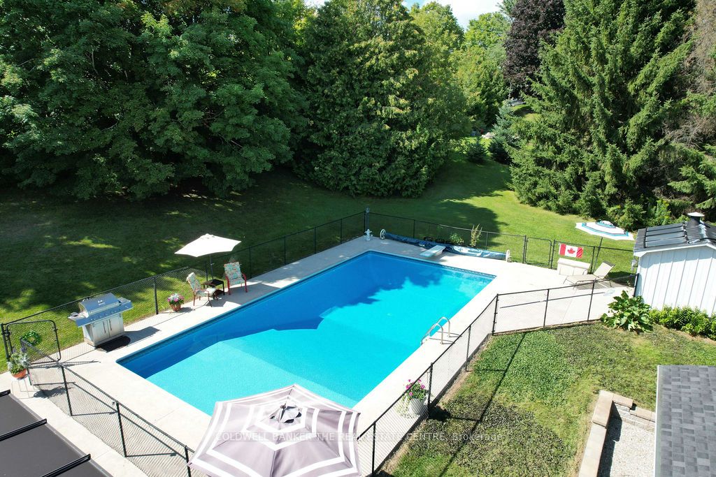 1834 Thirteenth Line Property Photo 22