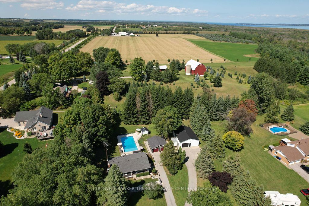 1834 Thirteenth Line Property Photo 37