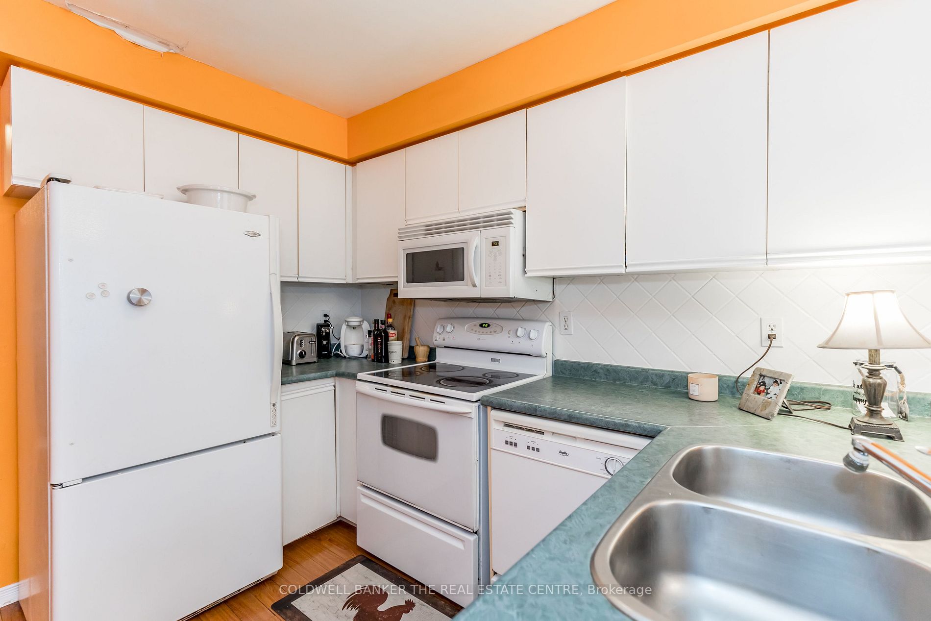 748 Shanahan Blvd Property Photo 11