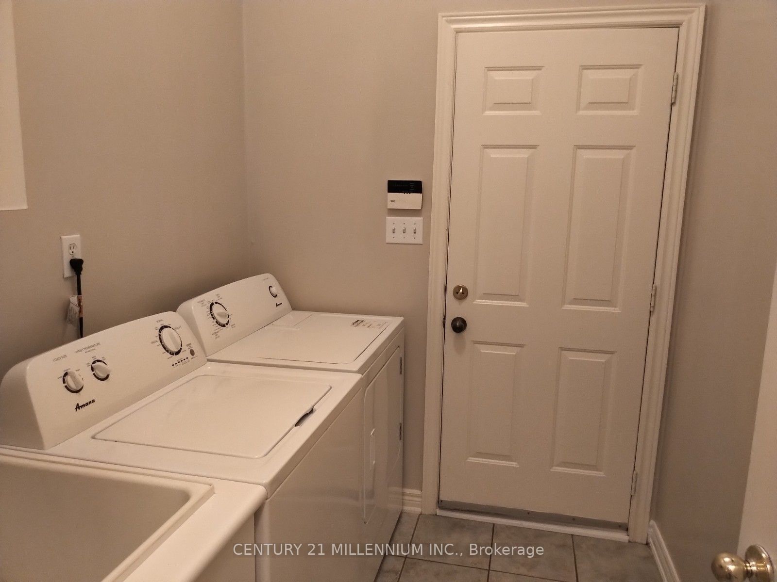 79 Castillian Dr Property Photo 15