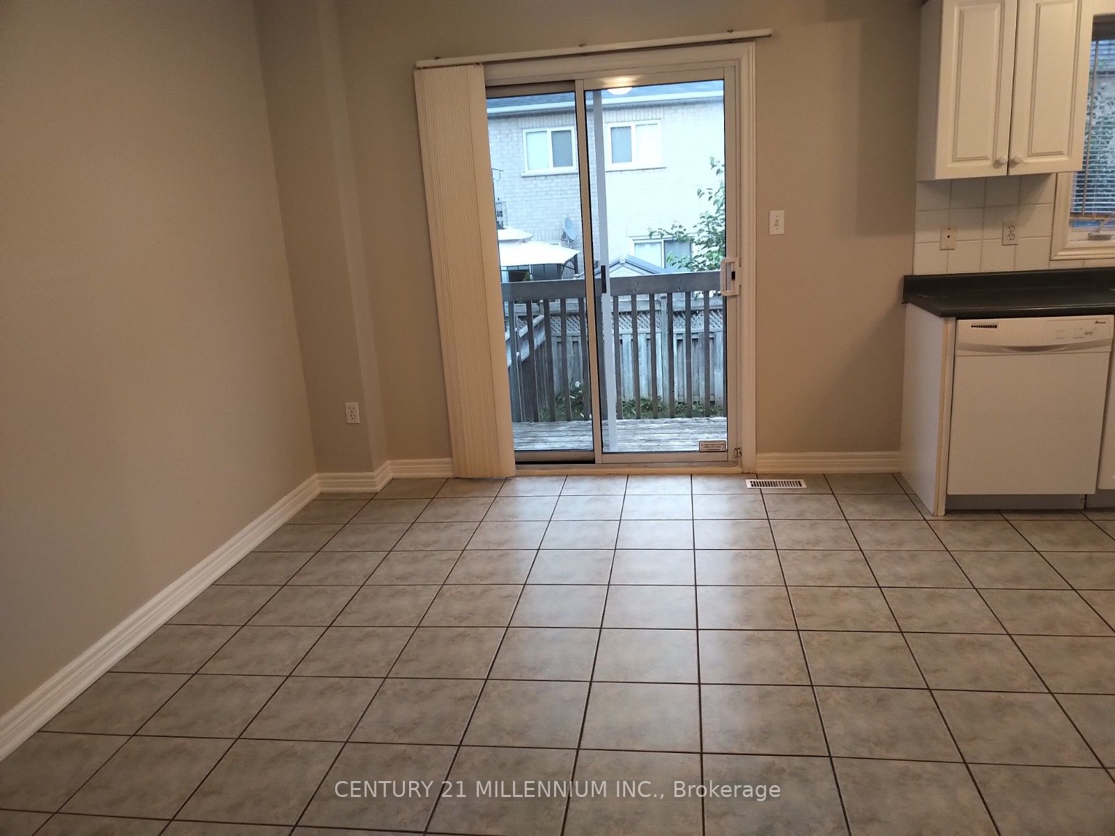 79 Castillian Dr Property Photo 17