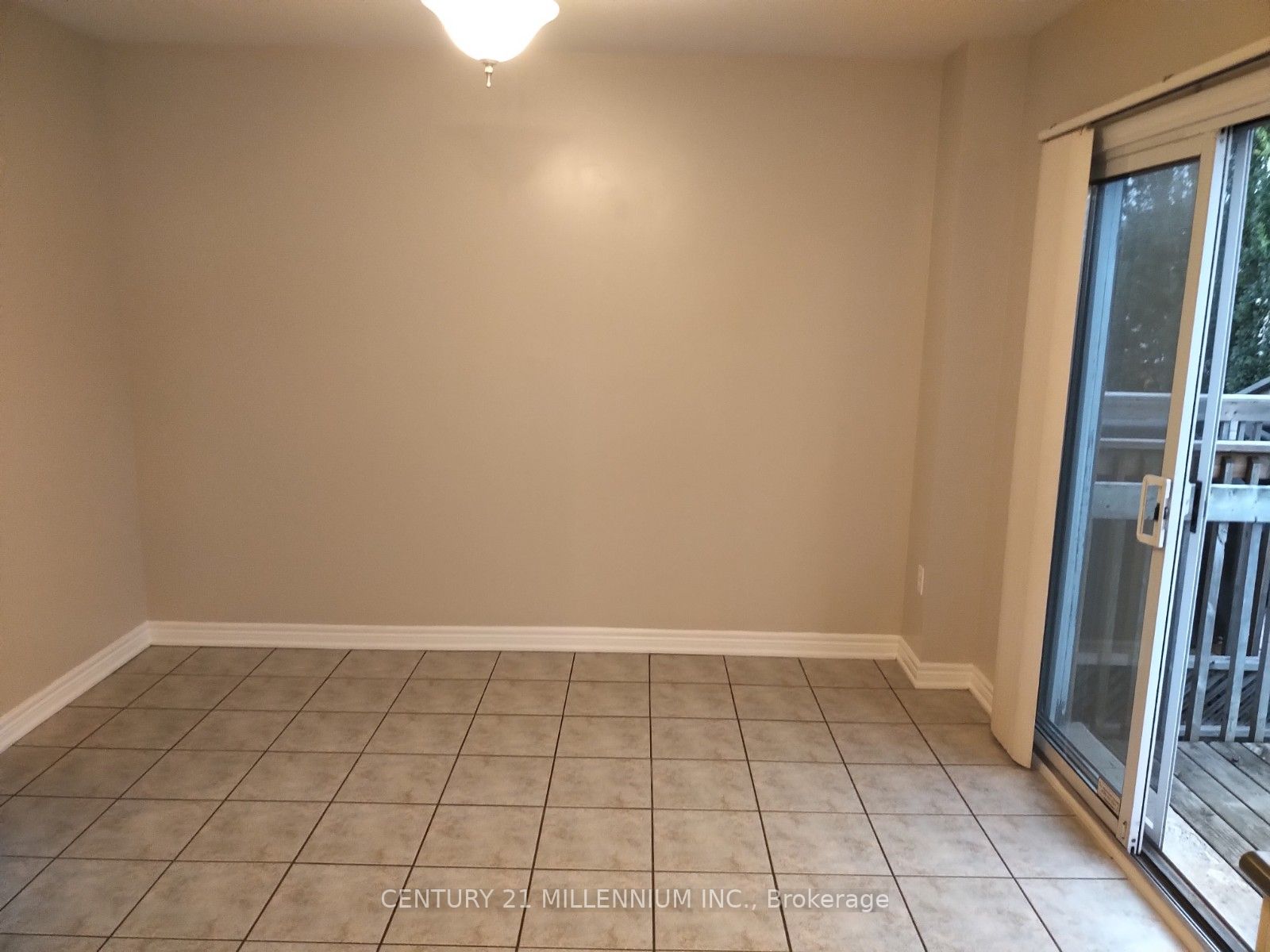 79 Castillian Dr Property Photo 22