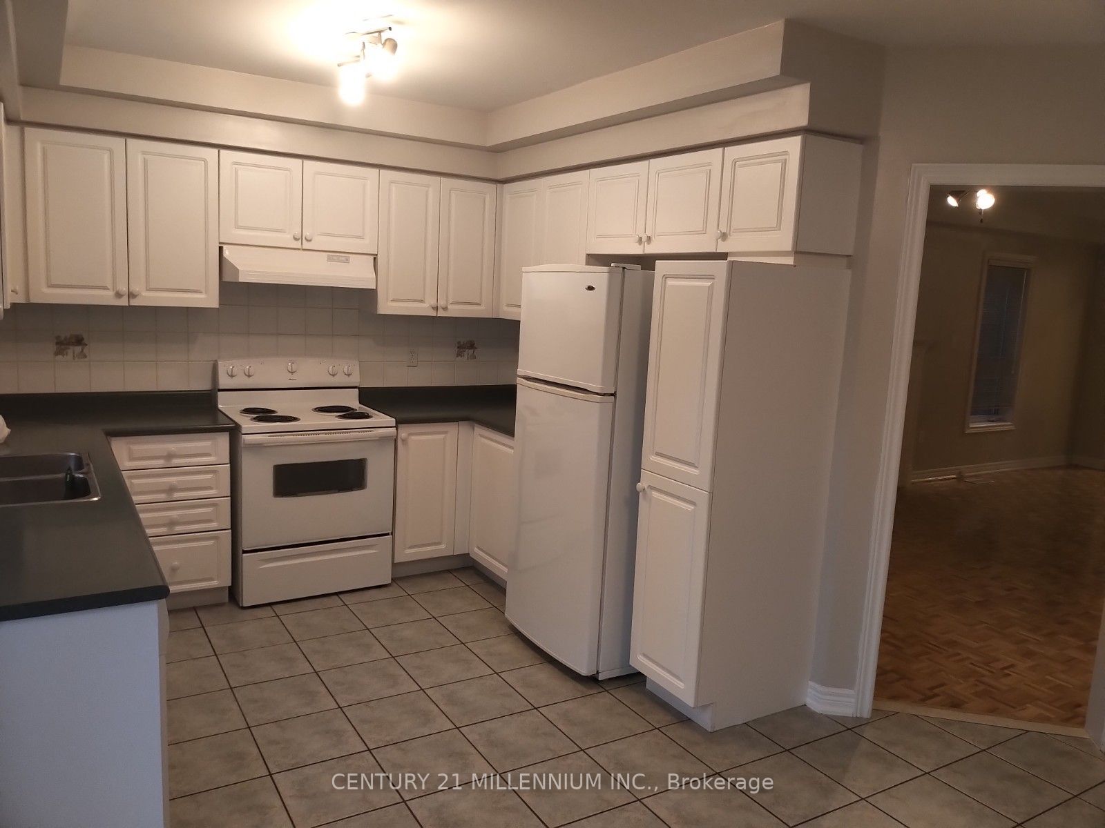 79 Castillian Dr Property Photo 23