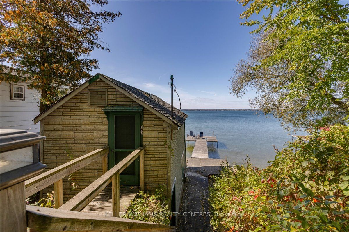 275 Lake Dr N Property Photo 20