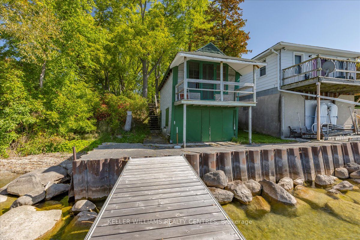 275 Lake Dr N Property Photo 27
