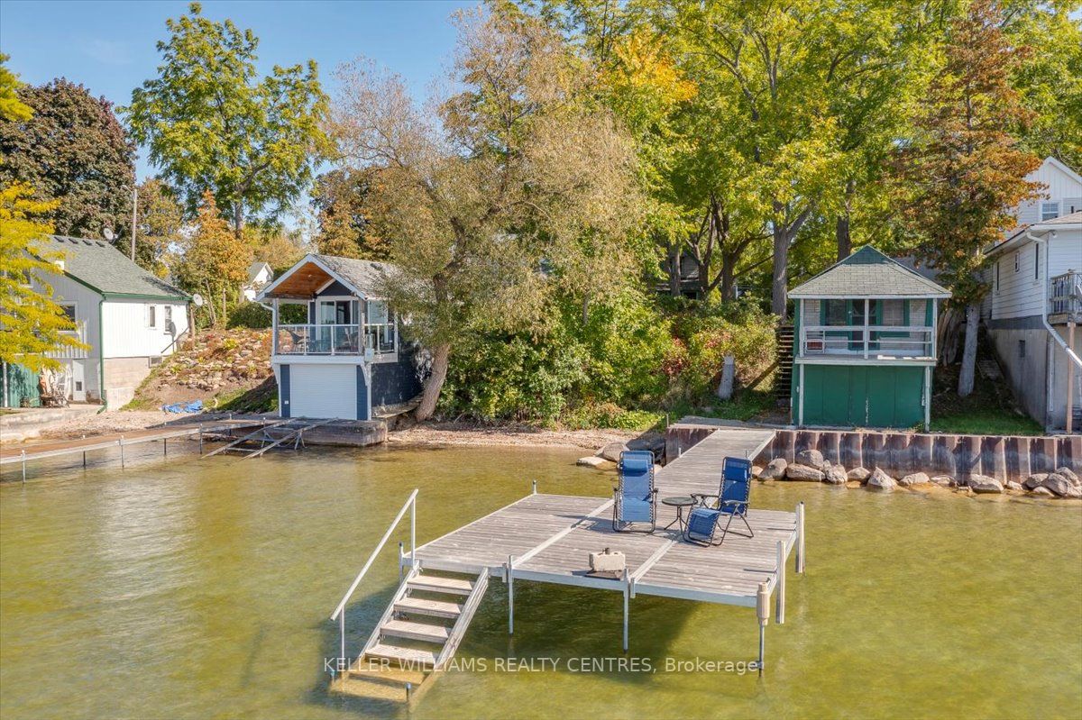 275 Lake Dr N Property Photo 29