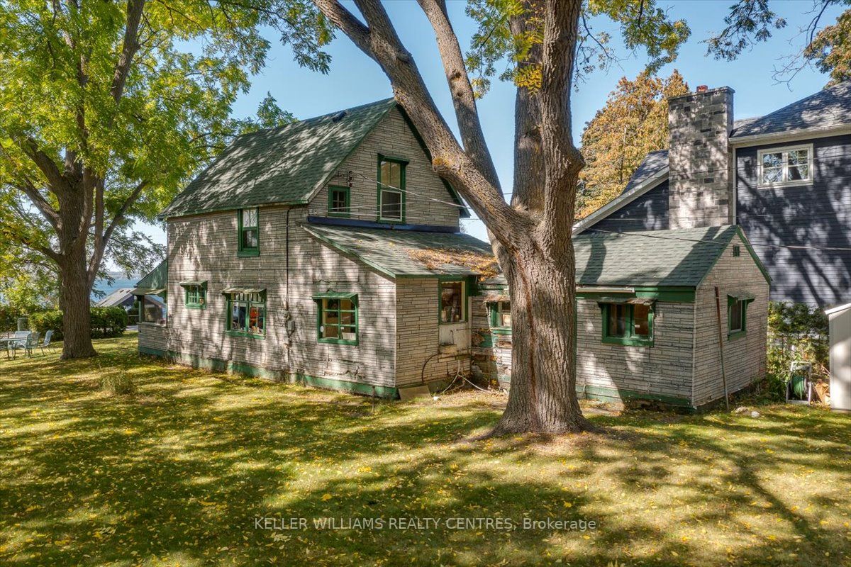 275 Lake Dr N Property Photo 31