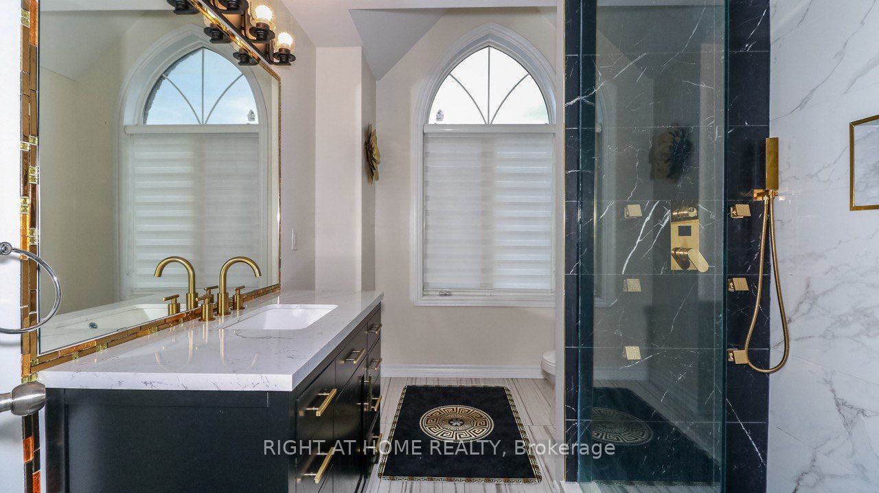 1138 Wharram Way Property Photo 16