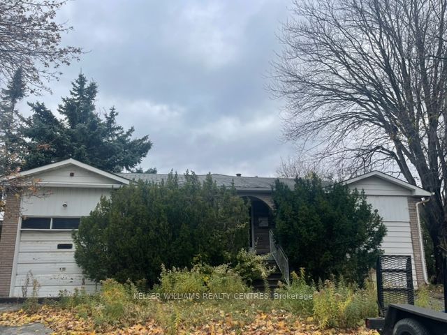 9185 Bathurst St Property Photo 1