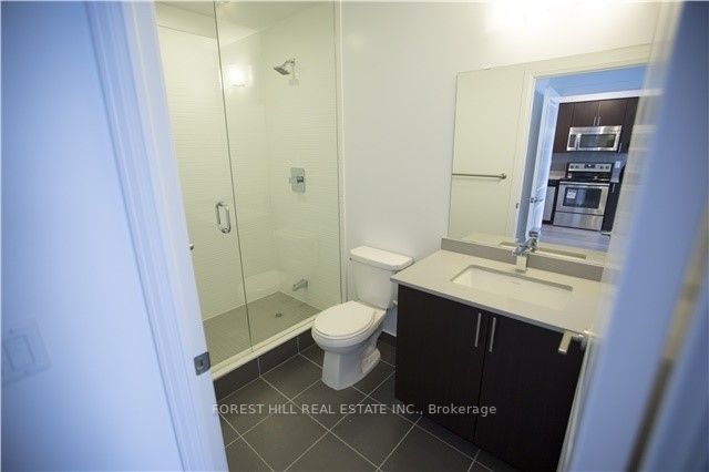 7890 Bathurst St 11 Property Photo 6