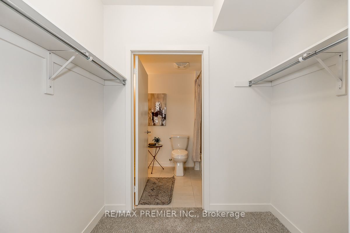 110 Grew Blvd 208 Property Photo 15