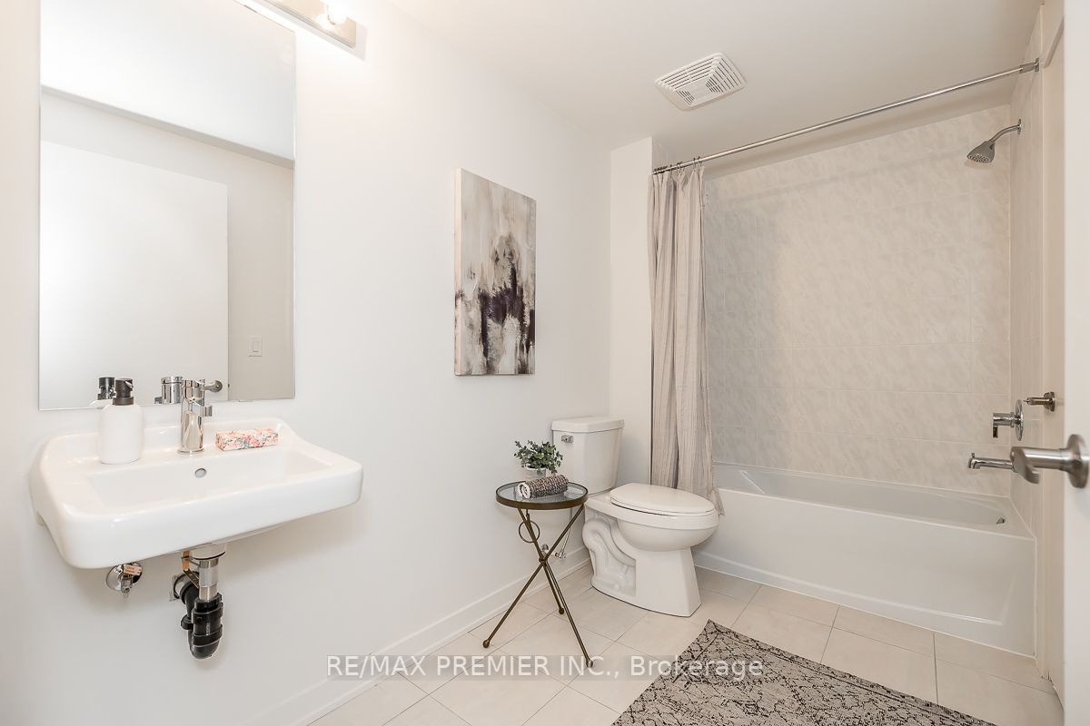 110 Grew Blvd 208 Property Photo 16