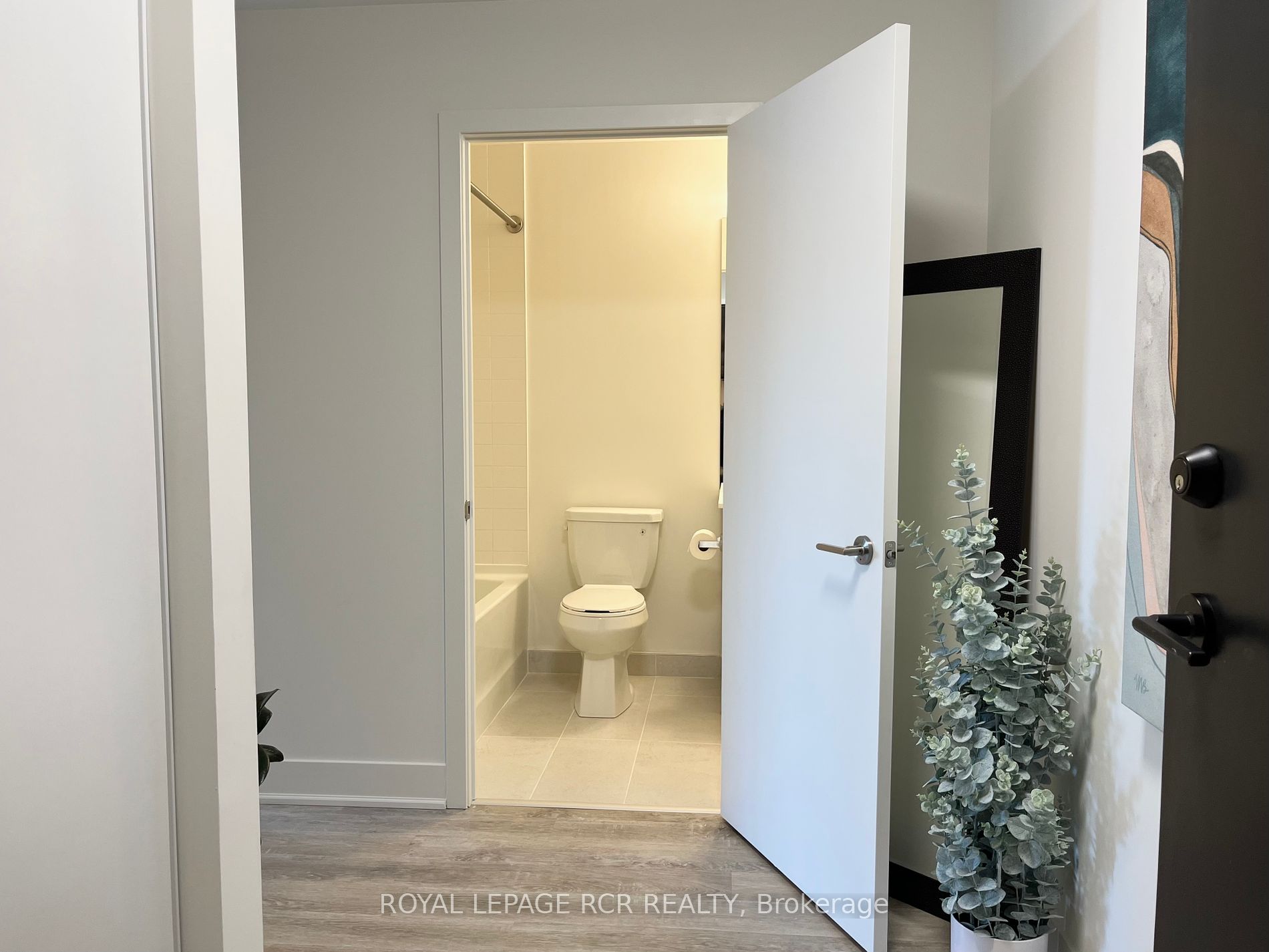185 Deerfield Rd 18 Property Photo 6