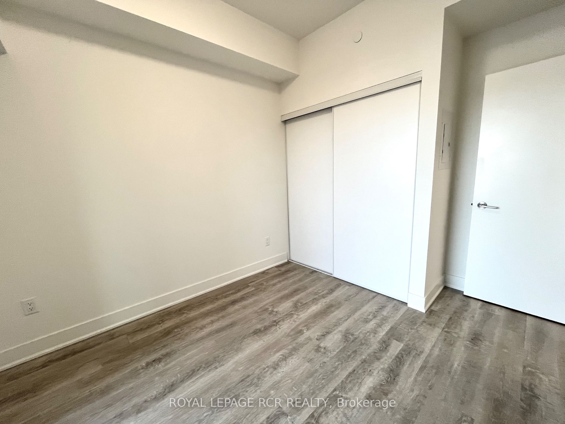 185 Deerfield Rd 18 Property Photo 20