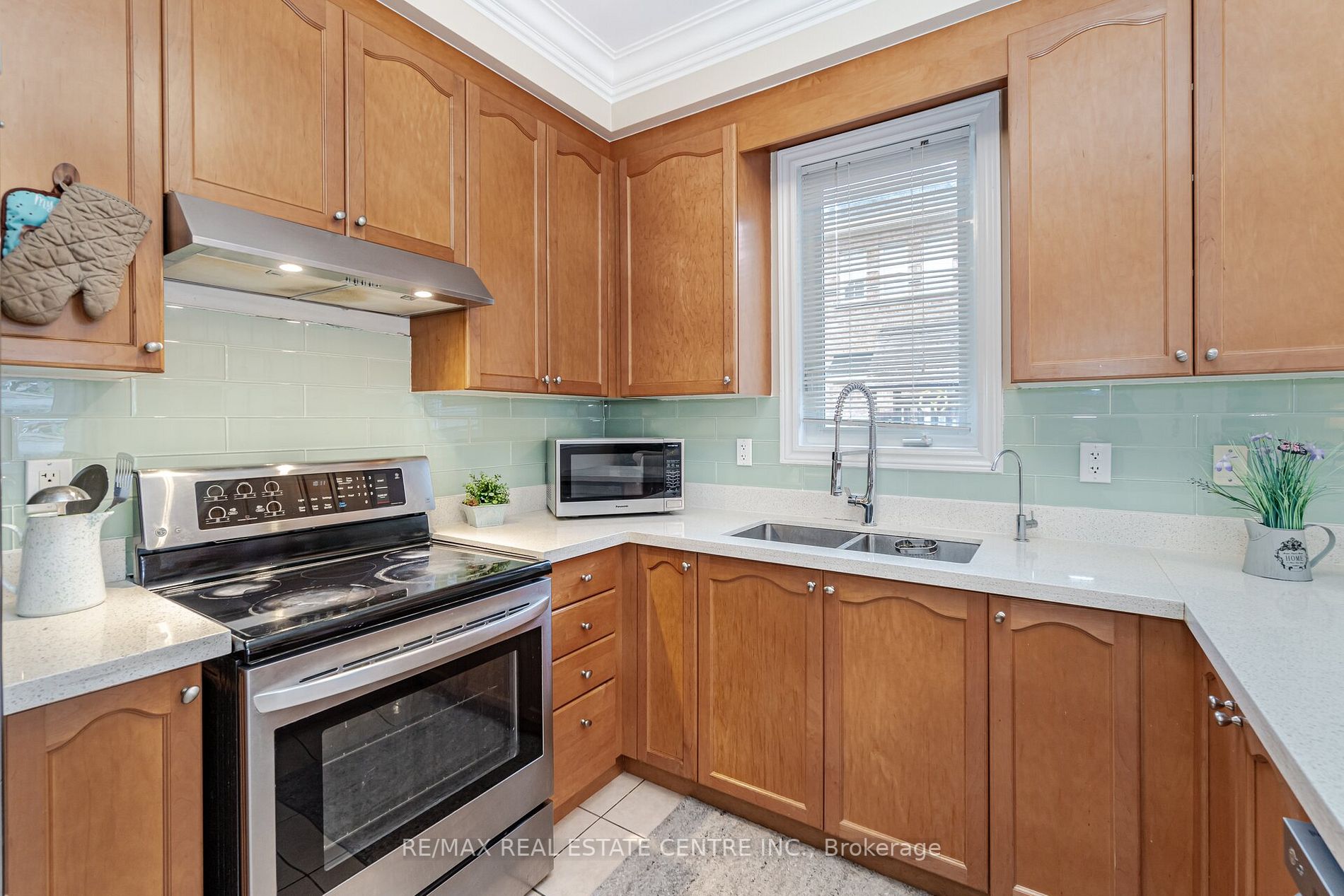 4 Hawkweed Manr Property Photo 18