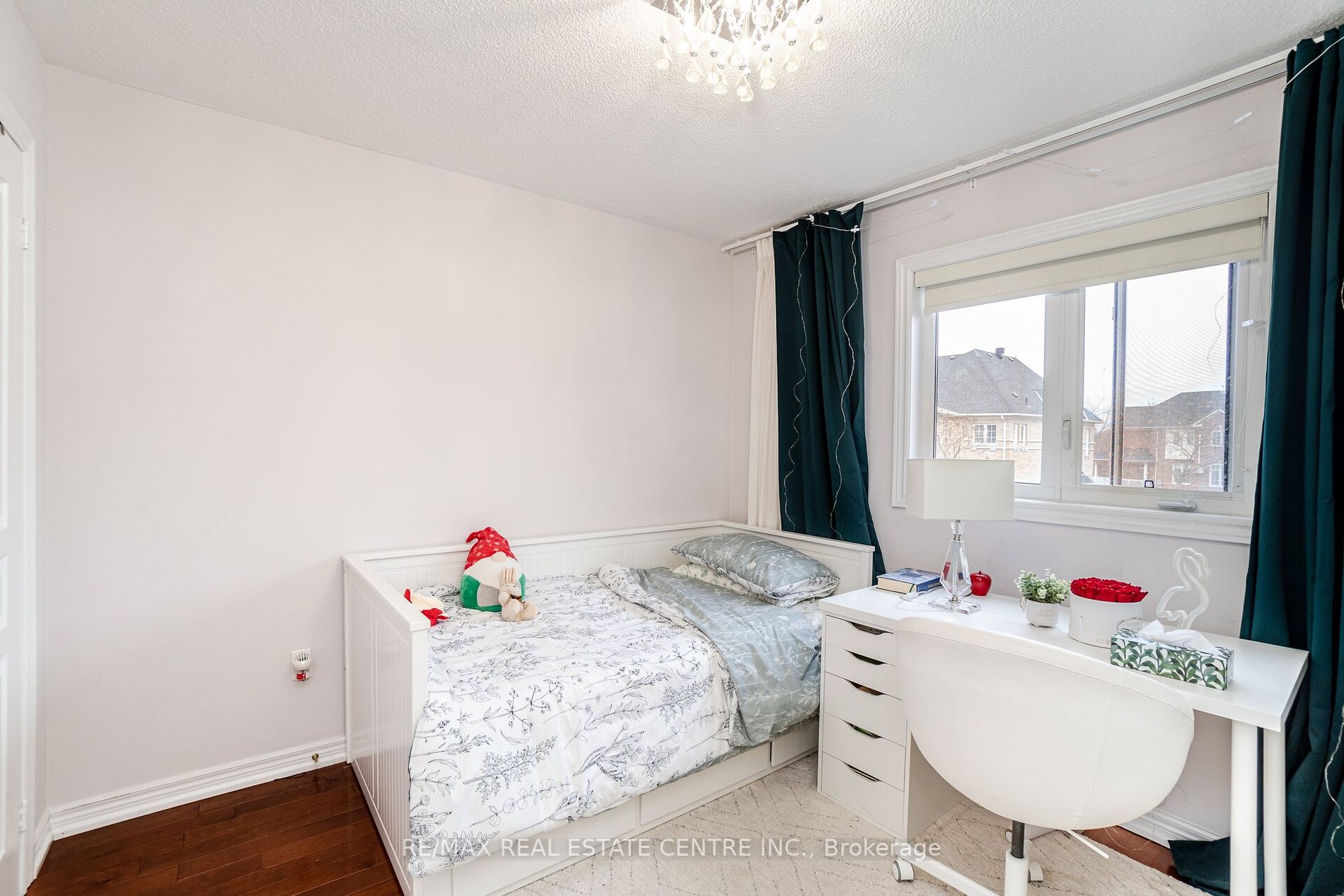 4 Hawkweed Manr Property Photo 32