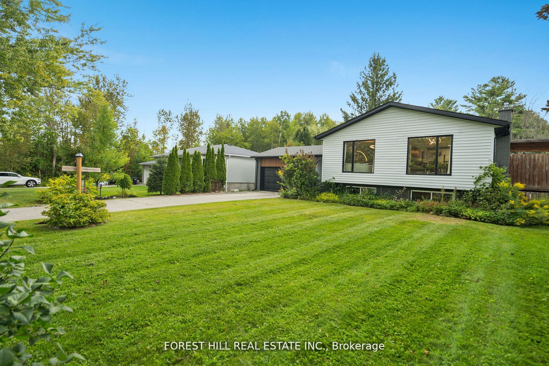 2213 Spring St Property Photo 2