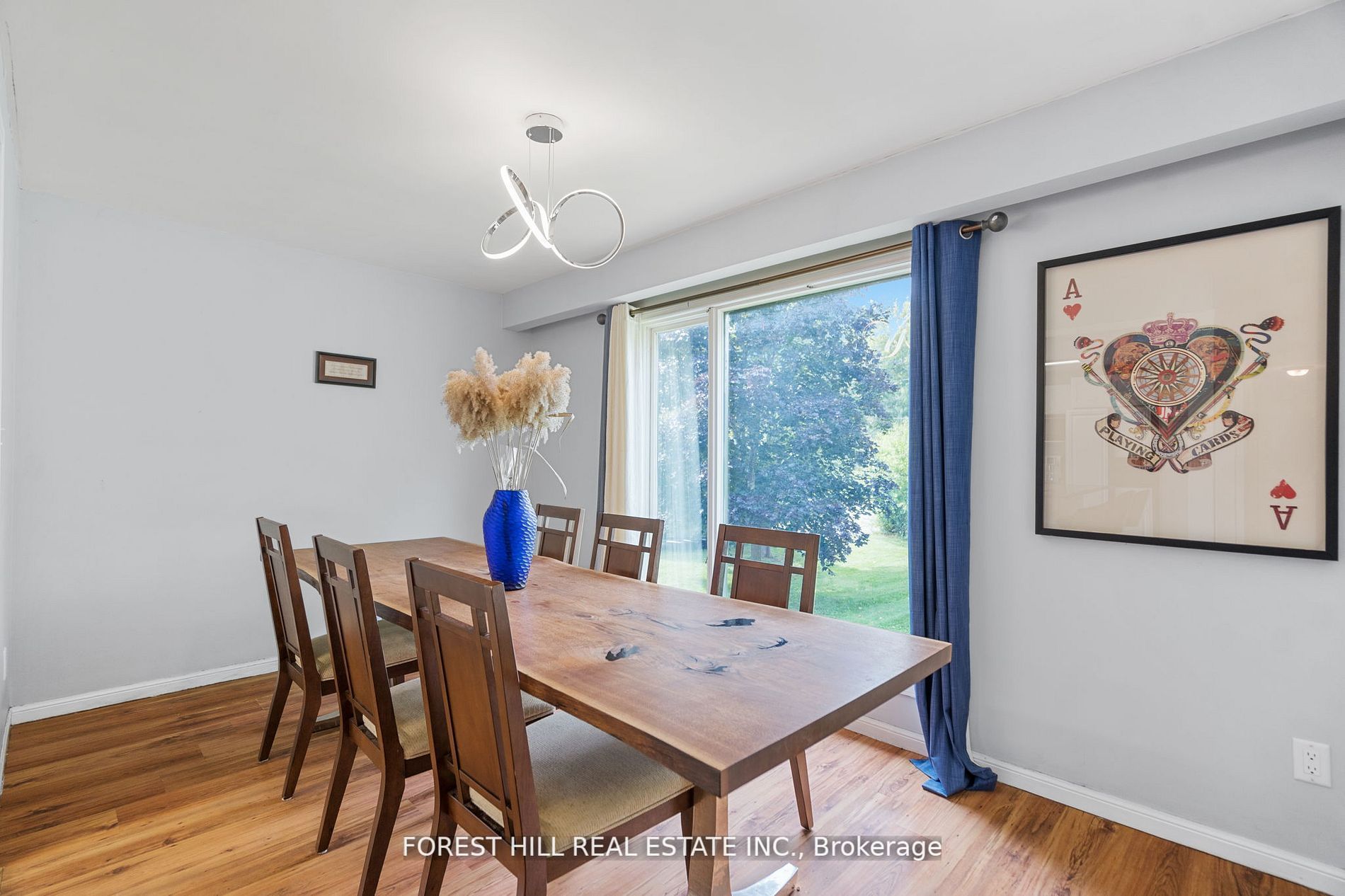 2213 Spring St Property Photo 14