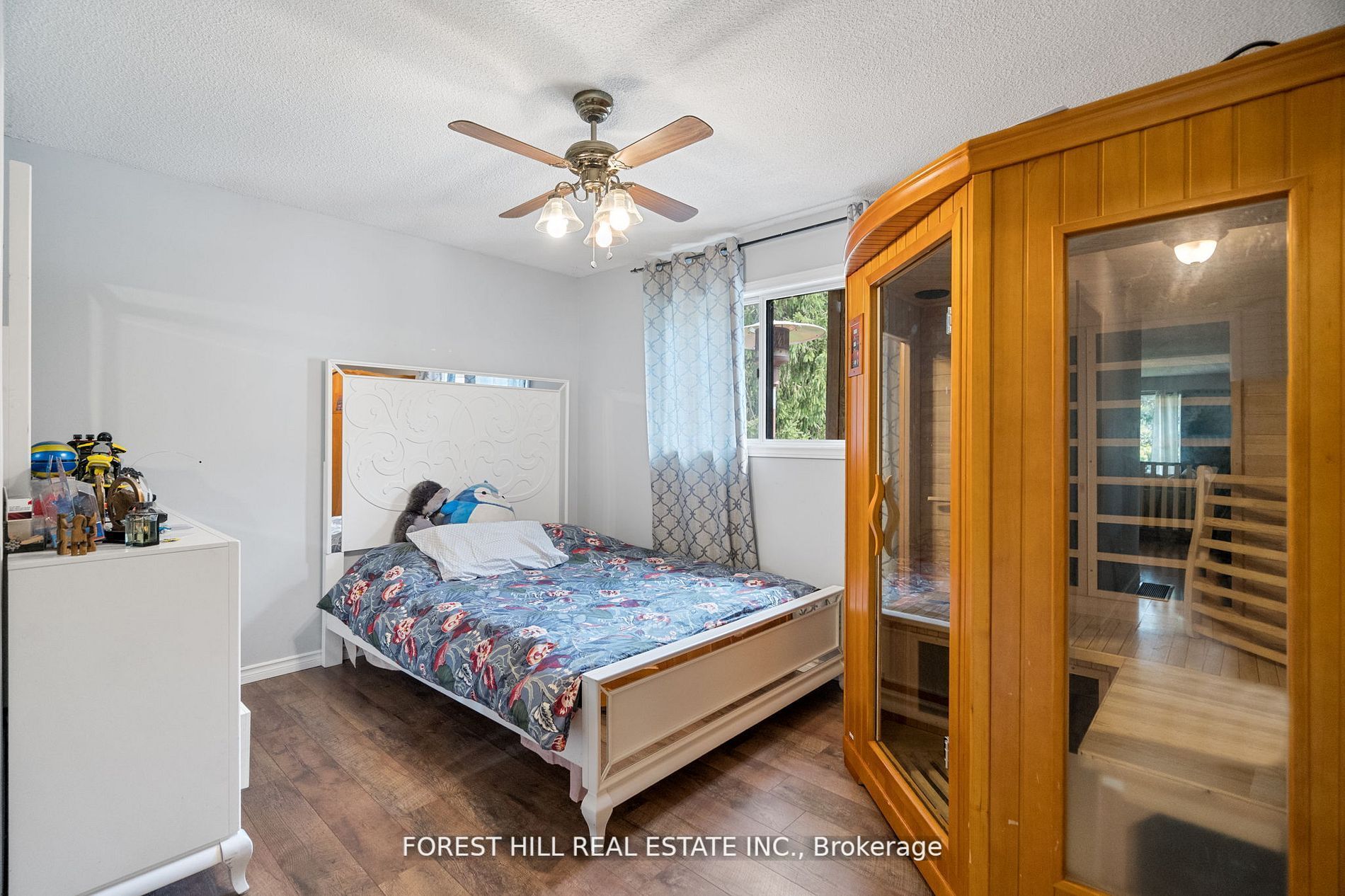 2213 Spring St Property Photo 22