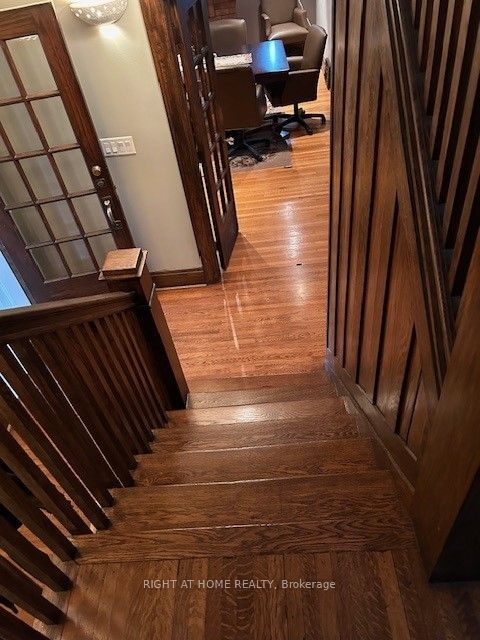 18 Richmond St E Property Photo 25
