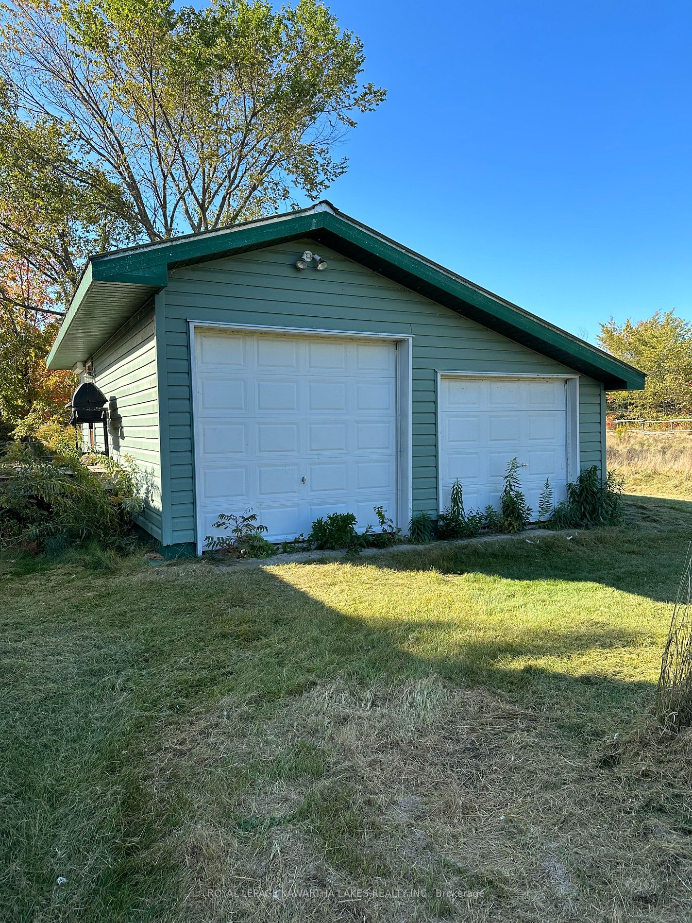 4118 Shore Rd Property Photo 2