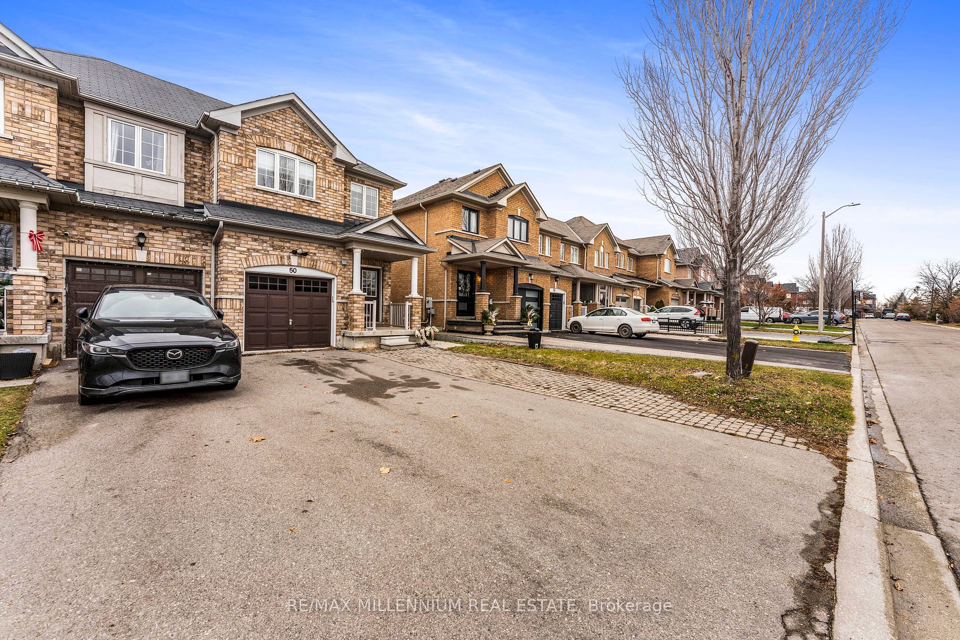 50 Argento Cres Property Photo 3