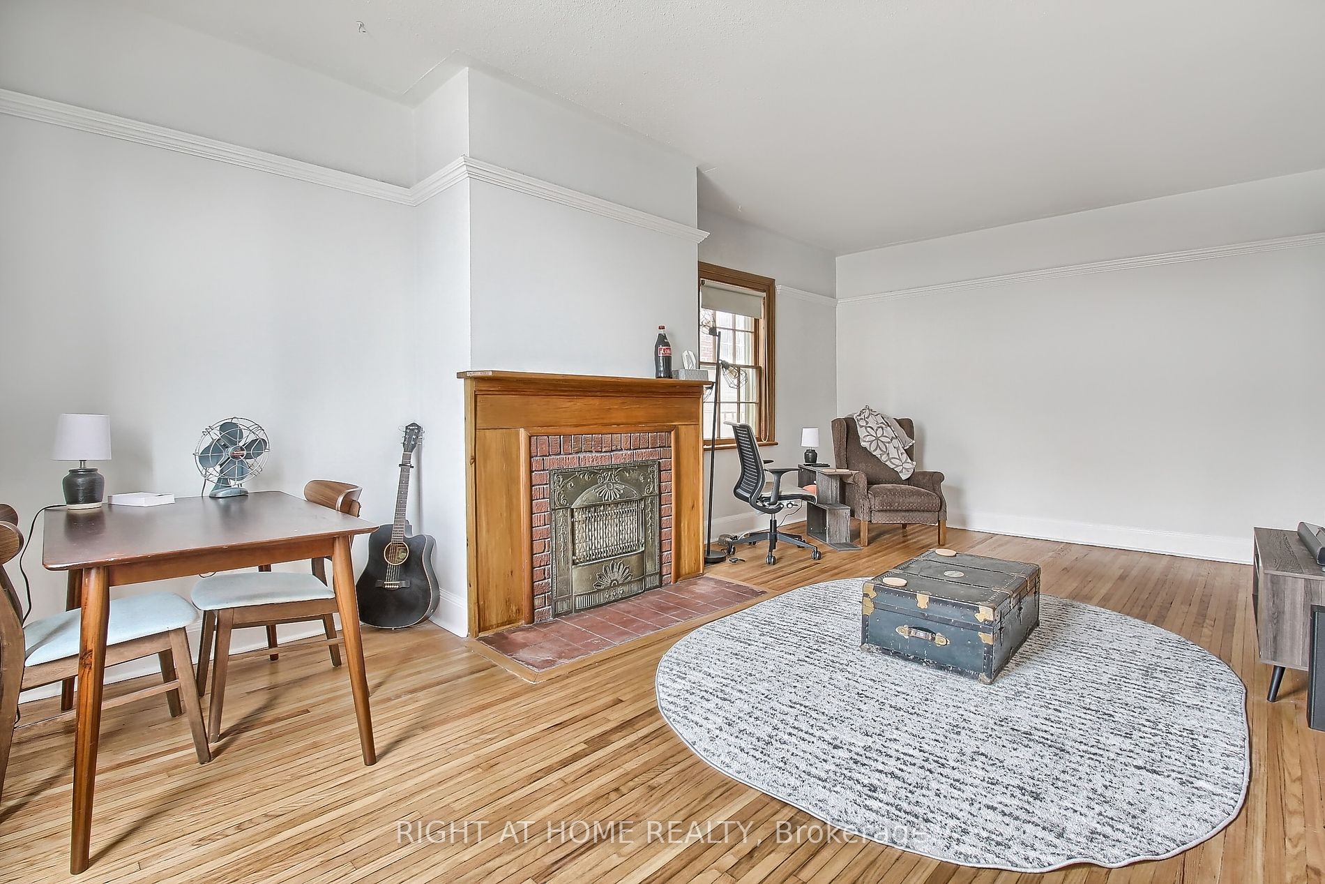 17 Wellington St Property Photo 8