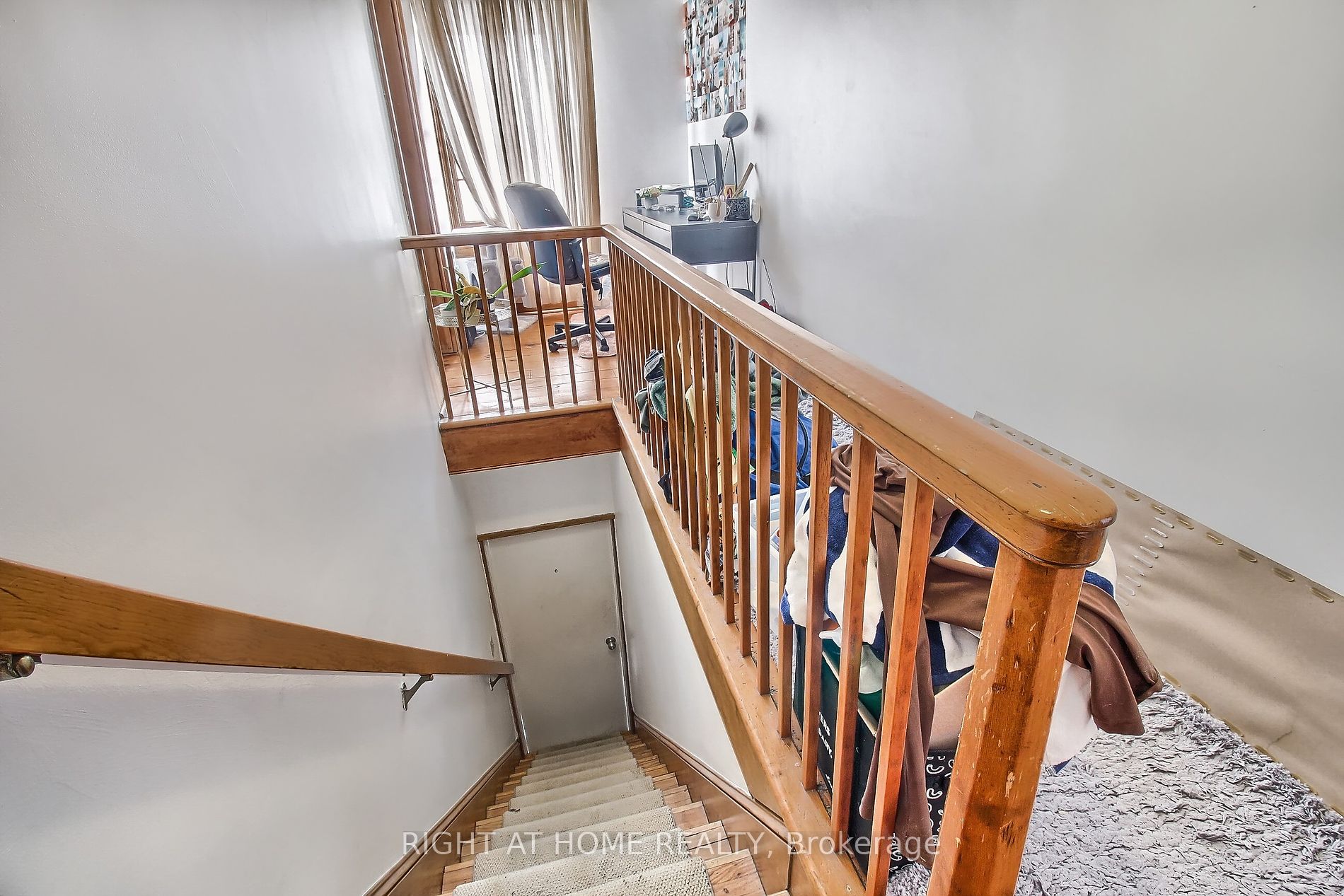 17 Wellington St Property Photo 14