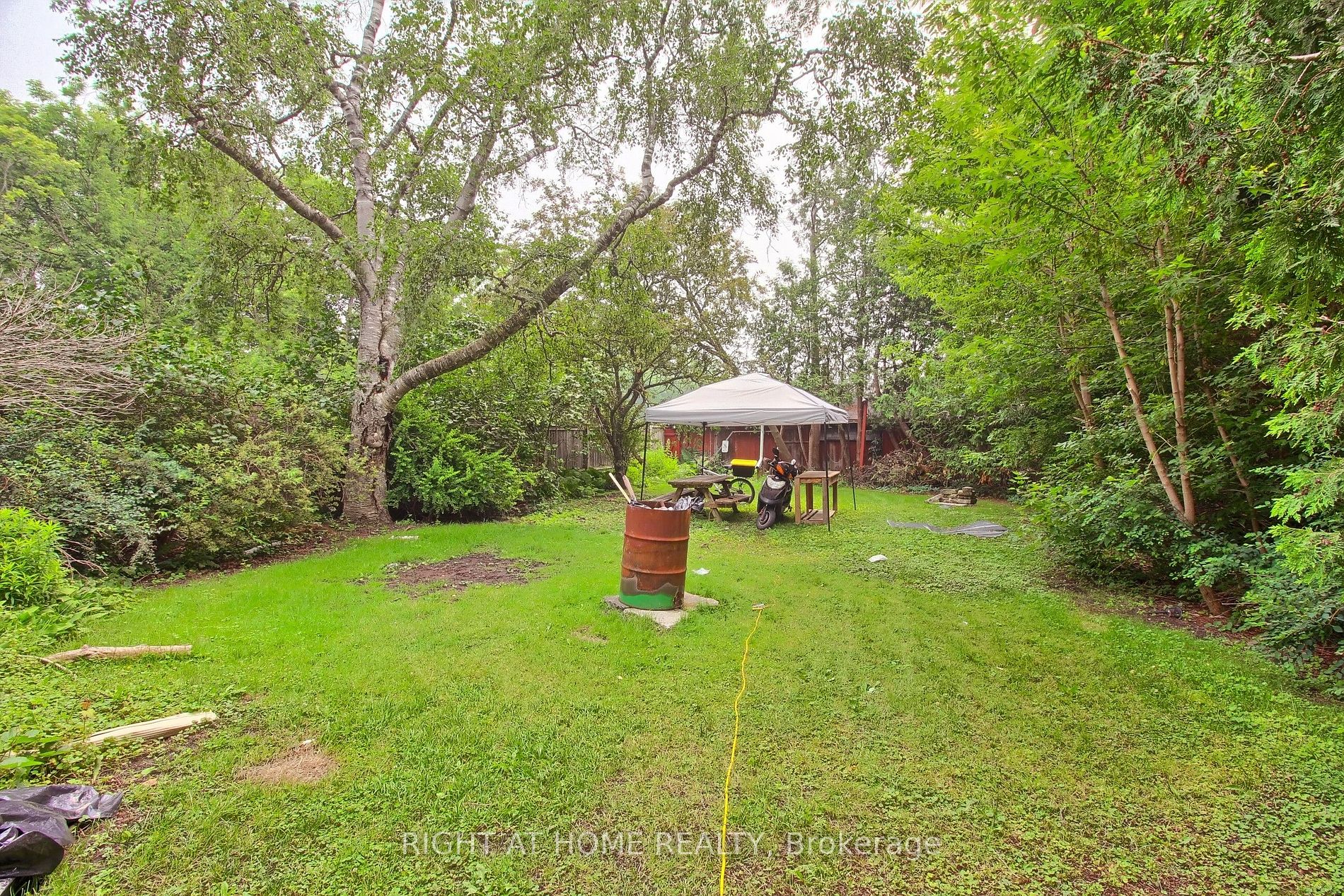 17 Wellington St Property Photo 19