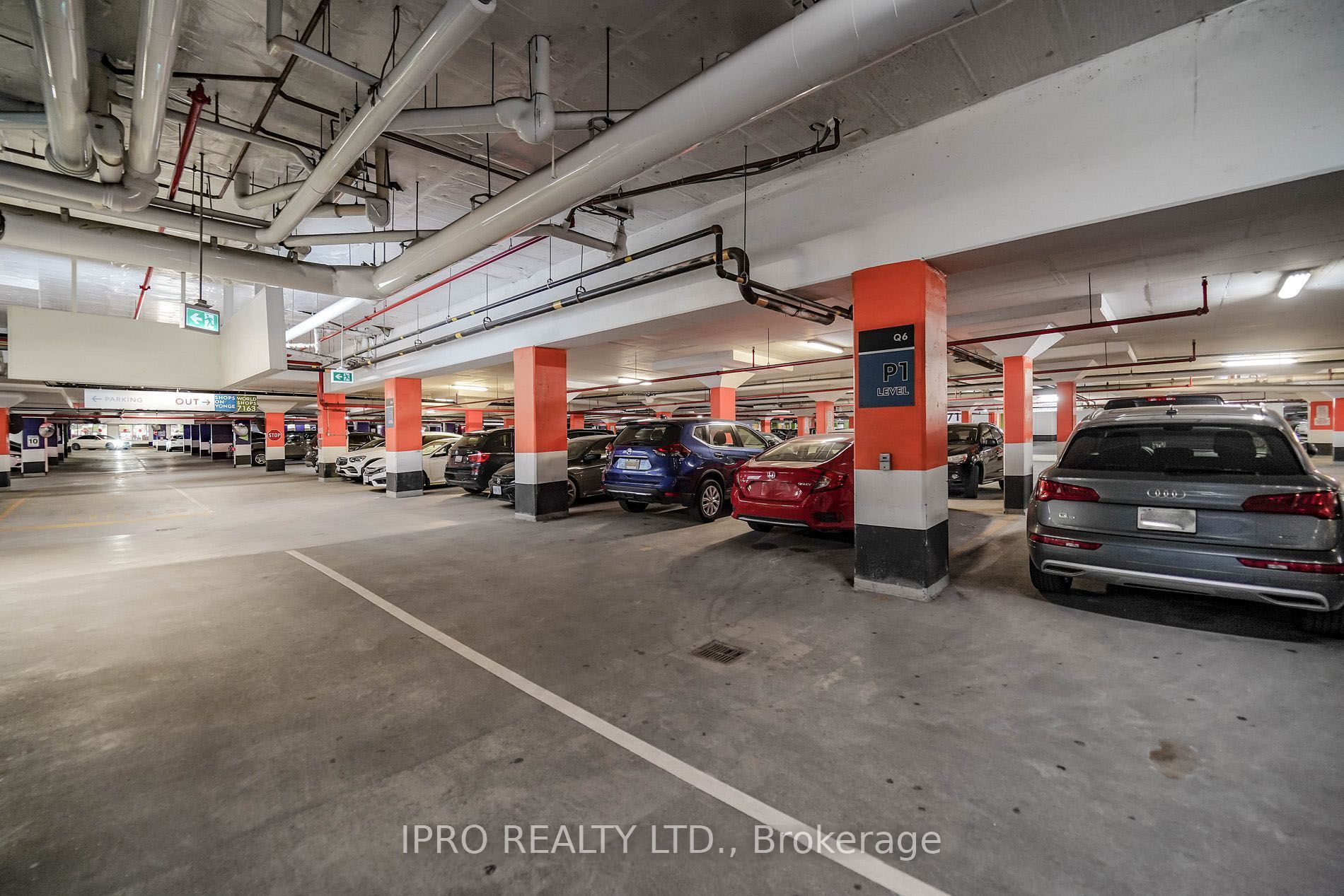 7191 Yonge St Property Photo 29