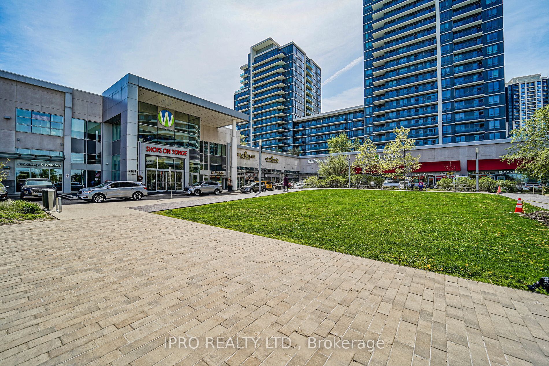 7191 Yonge St Property Photo 39