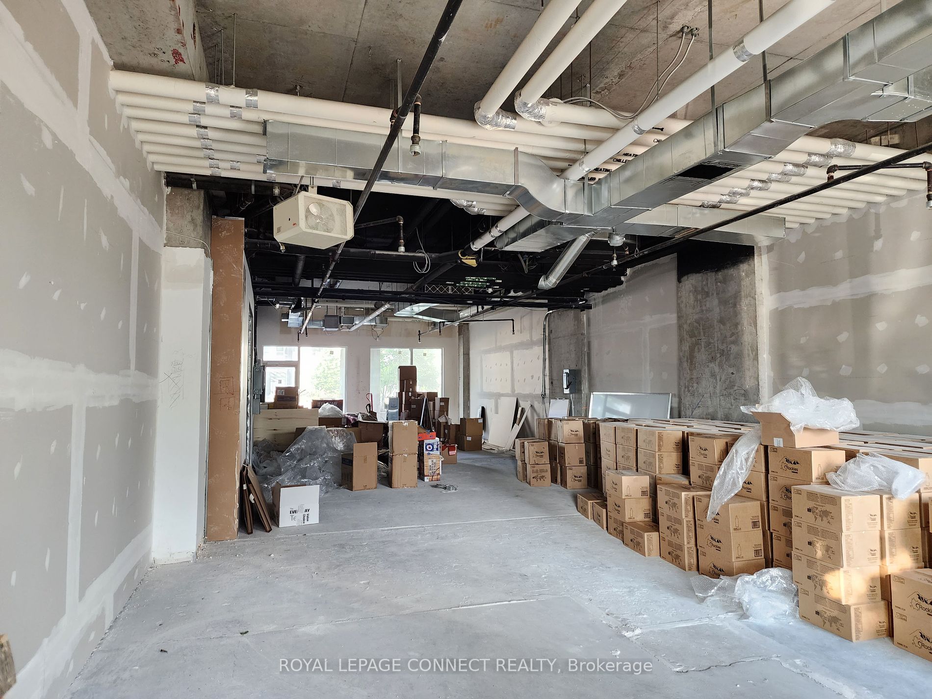 60 South Town Centre Blvd Property Photo 8