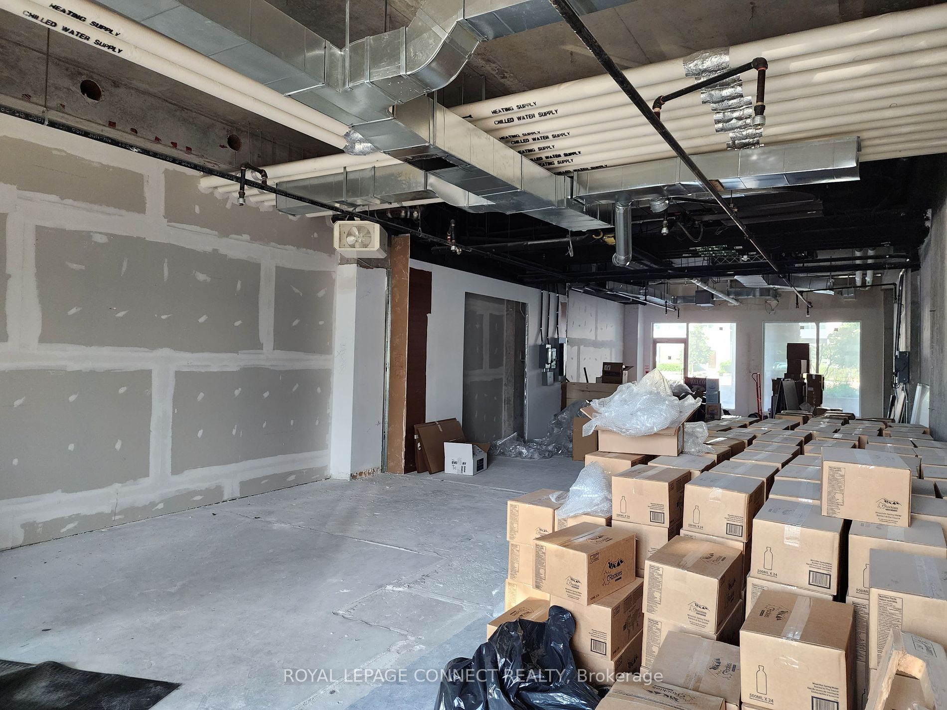 60 South Town Centre Blvd Property Photo 9