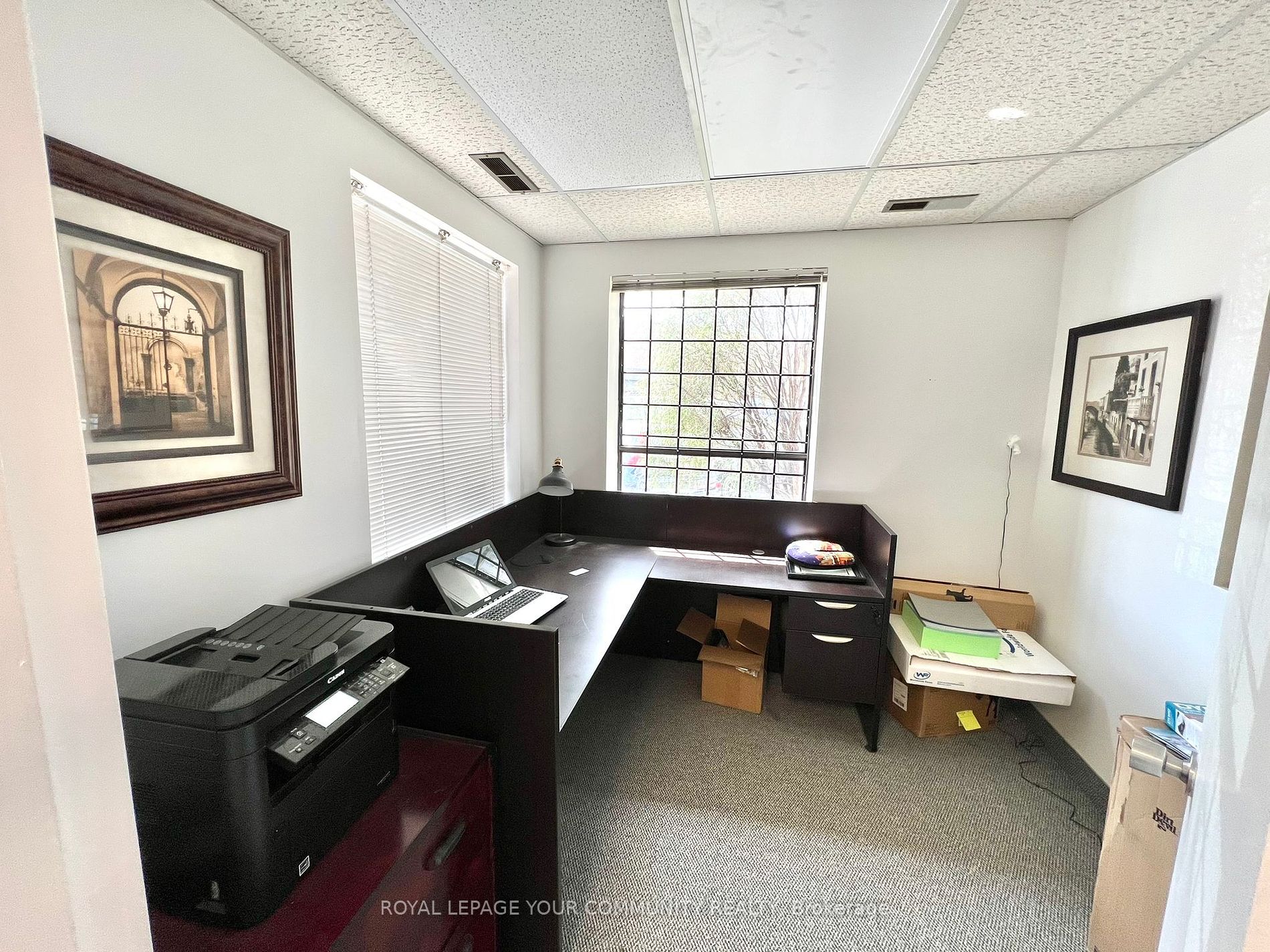 400 Esna Park Dr S Property Photo 4