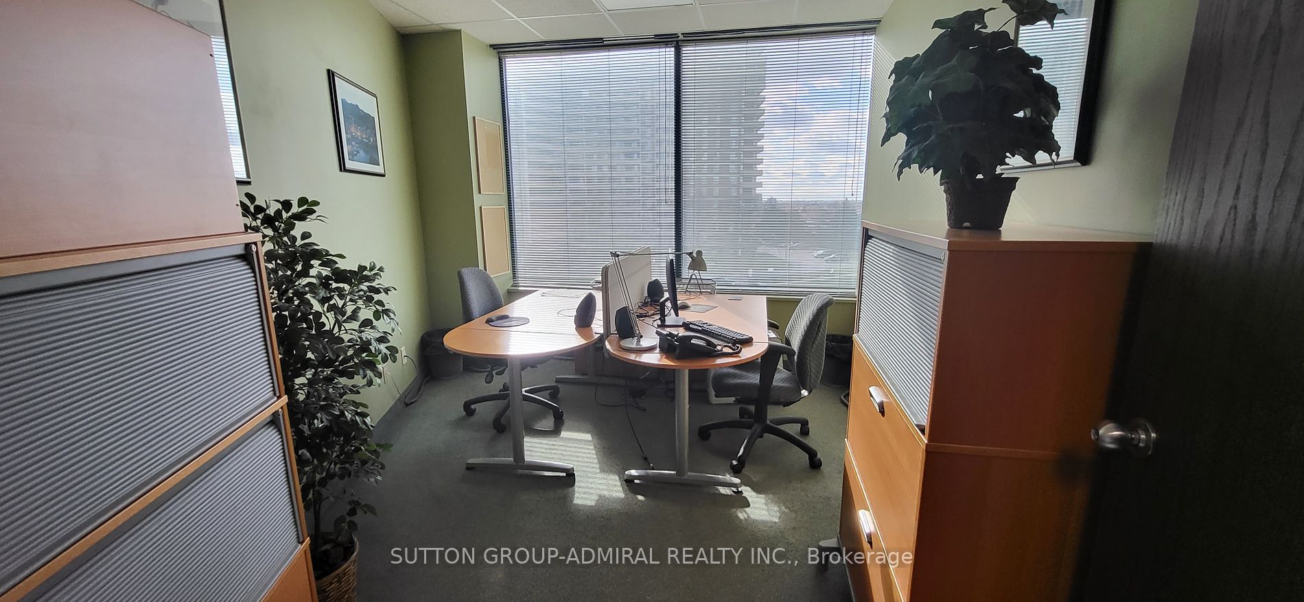 3100 Steeles Ave W Property Photo 4